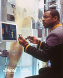 (STLV25) AUTOGRAPH PRE-ORDER - LeVAR BURTON 8X10 & Send-In