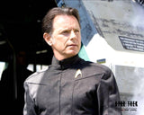 (STLV25) AUTOGRAPH PRE-ORDER - BRUCE GREENWOOD 8X10 & Send-In