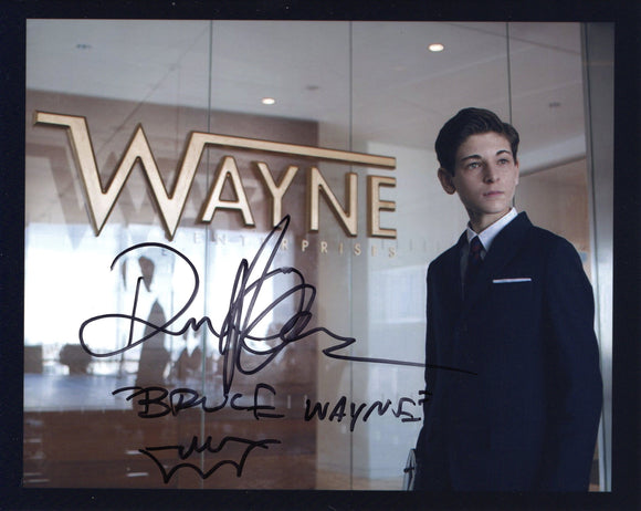 David Mazouz Signed 8x10 - Gotham Autograph