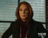(STLV25) AUTOGRAPH PRE-ORDER - GATES McFADDEN 8X10 & Send-In