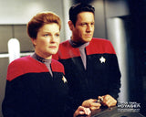 (STLV25) AUTOGRAPH PRE-ORDER - MULTI-SIGNED VOYAGER & PRODIGY SIGNED 8X10s