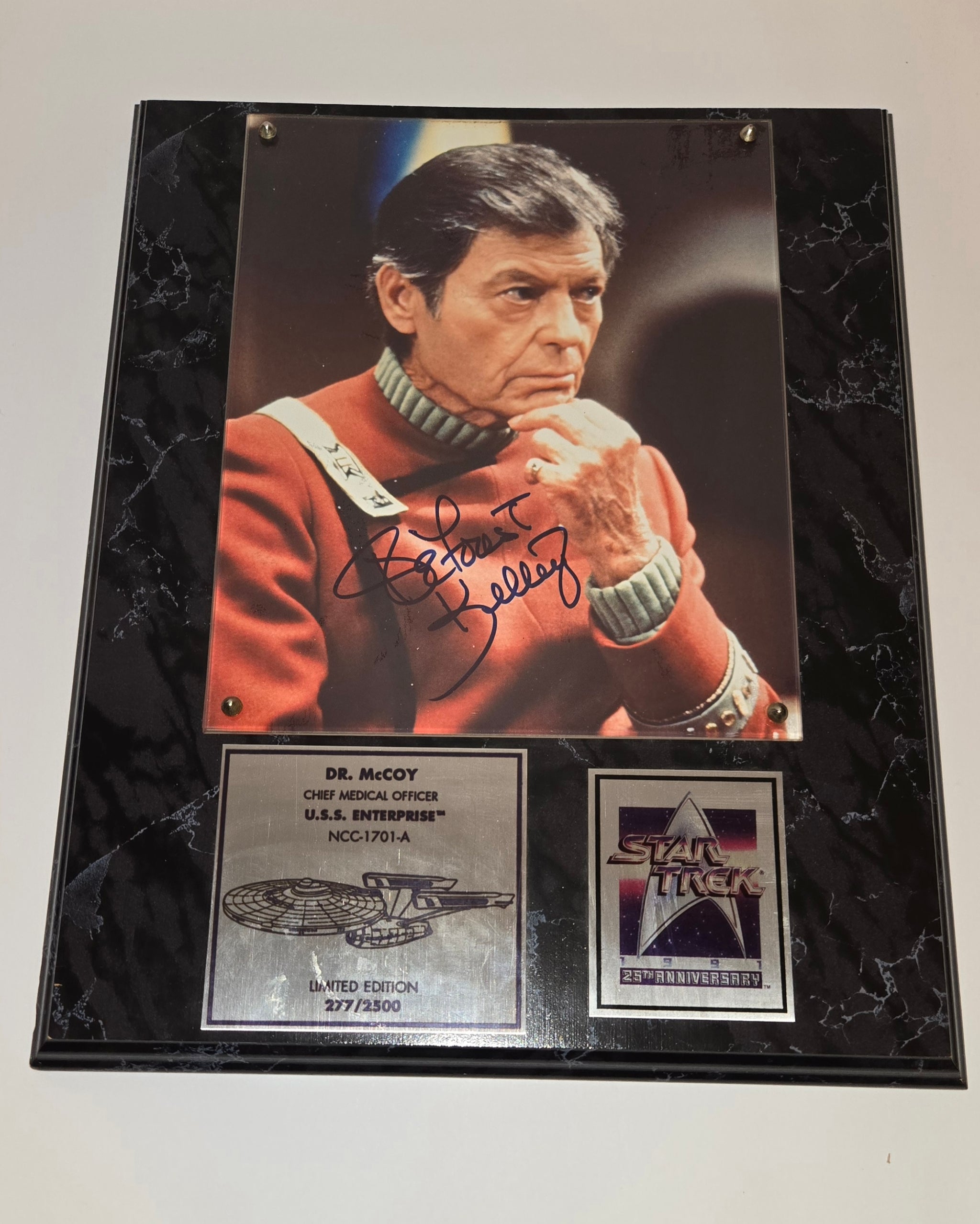 スタートレックサインボード　カーク(証明書あり) Autographed Cards & Collectibles – The Autograph Concierge