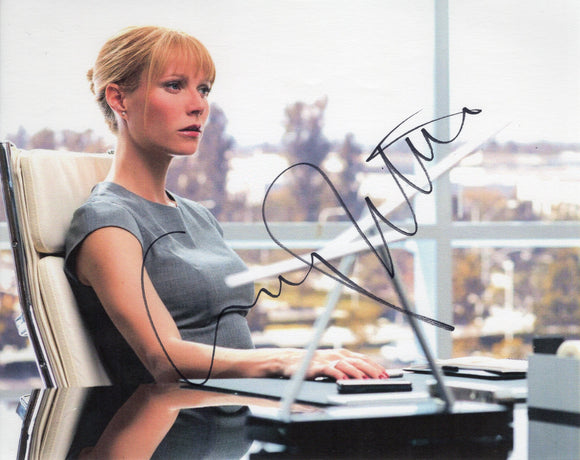 Gwyneth Paltrow Signed 8x10 - Iron Man Autograph #2