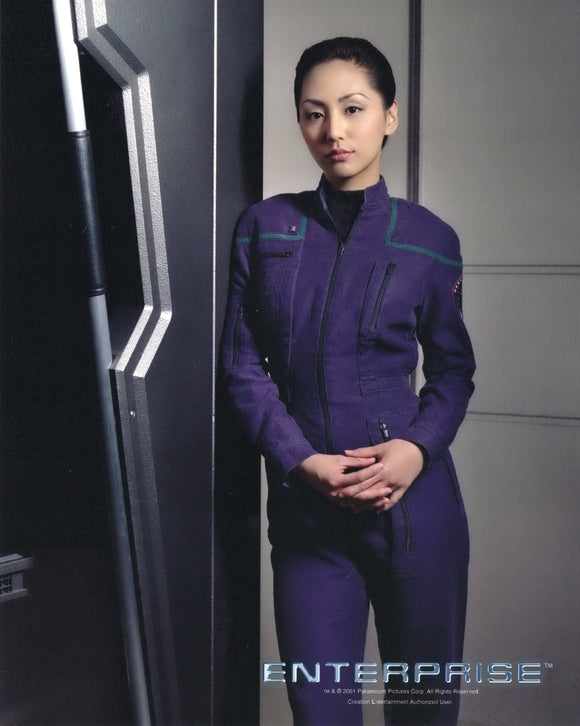 UNSIGNED Licensed 8x10 Photo - Star Trek: ENT Linda Park as Ensign Hoshi Sato #1
