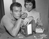 (TICON) AUTOGRAPH PRE-ORDER - WILLIAM SHATNER 8X10 (Non-Trek) & Send-In