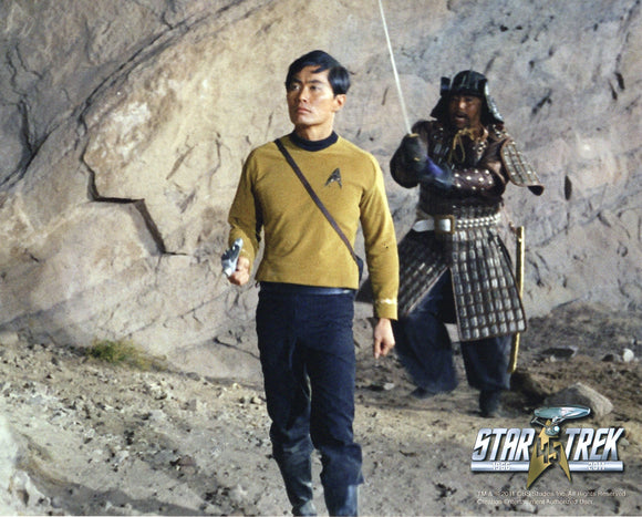 UNSIGNED Licensed 8x10 Photo - Star Trek: TOS - George Takei as Lt. Hikaru Sulu #1