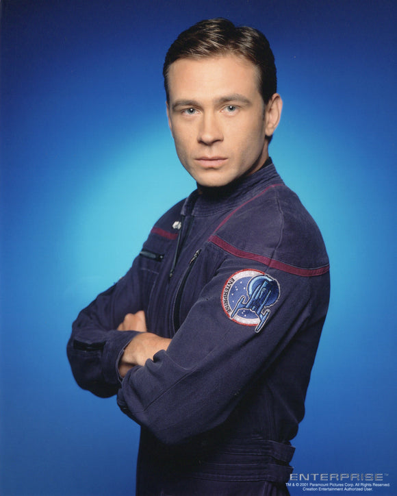 UNSIGNED Licensed 8x10 Photo - Star Trek: ENT Connor Trinneer as Cmdr. Charles 