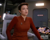 (STLV26) AUTOGRAPH PRE-ORDER - NANA VISITOR 8X10 & Send-In