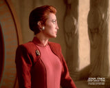 (STLV26) AUTOGRAPH PRE-ORDER - NANA VISITOR 8X10 & Send-In