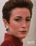 (STLV26) AUTOGRAPH PRE-ORDER - NANA VISITOR 8X10 & Send-In