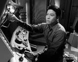 (TREK60) AUTOGRAPH PRE-ORDER - GARRETT WANG 8X10 & Send-In