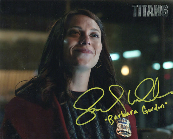 Savannah Welch Signed 8x10 - Titans Autograph