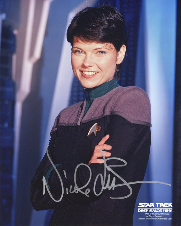 Nicole deBoer Signed 8x10 - Star Trek Autograph #5