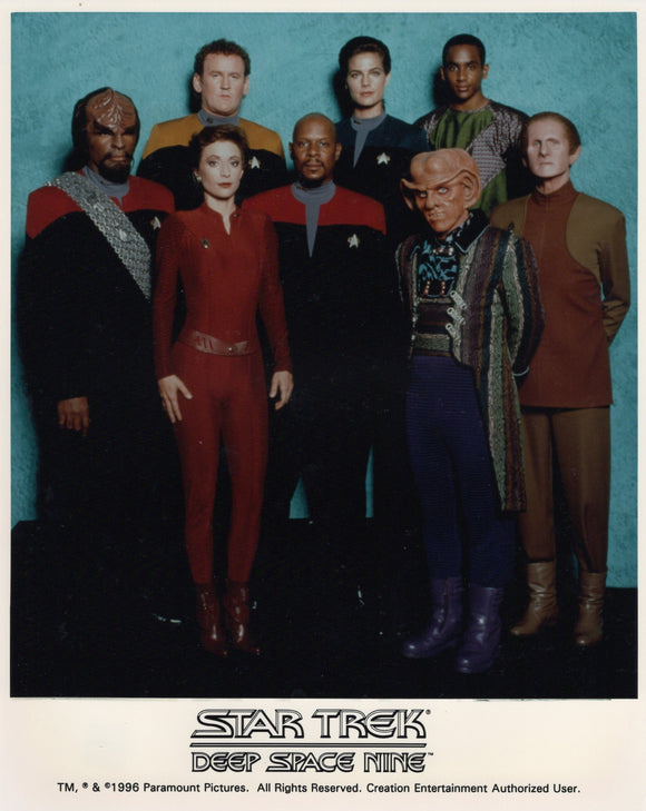 UNSIGNED Licensed 8x10 Photo - Star Trek: DS9 Cast