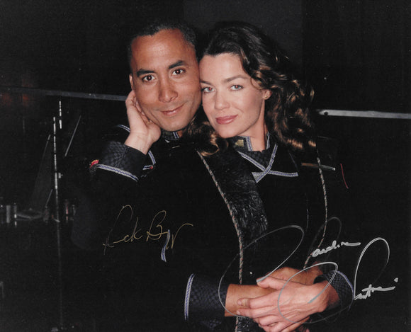 Claudia Christian & Richard Biggs Signed 8x10 - Babylon 5 Autograph