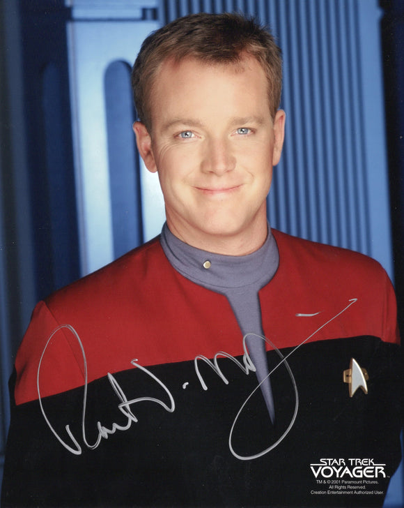 Robert Duncan McNeill Signed 8x10 - Star Trek Autograph #2